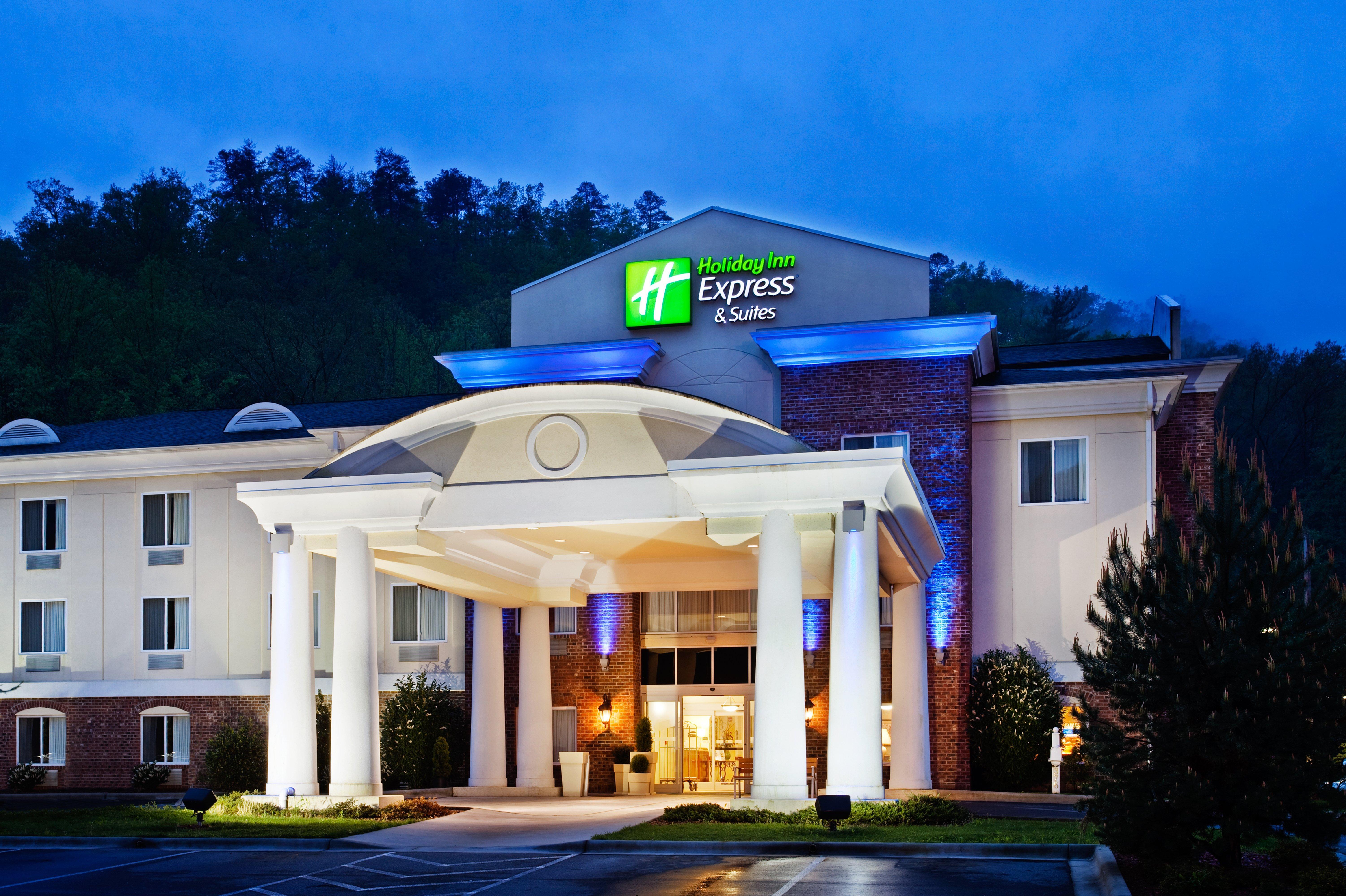 Holiday Inn Express Hotel & Suites Cherokee-Casino By Ihg Exterior photo